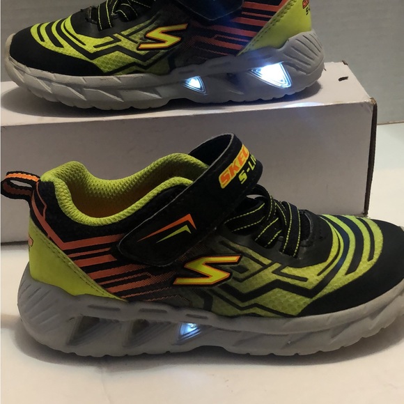 Skechers S-Lights Sneaker Shoes School Size 10 Black Neon Yellow Pre-owned - Picture 5 of 10